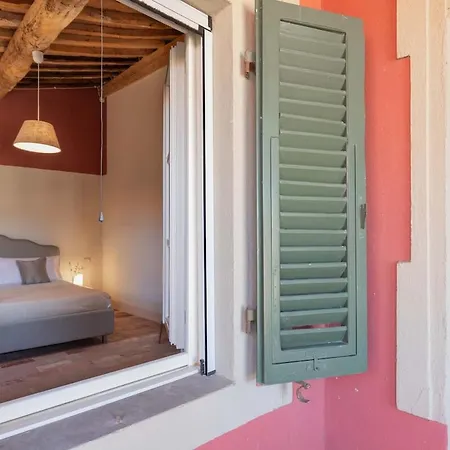 Medea, Charming La Spinetta Nel Borgo Апартаменты